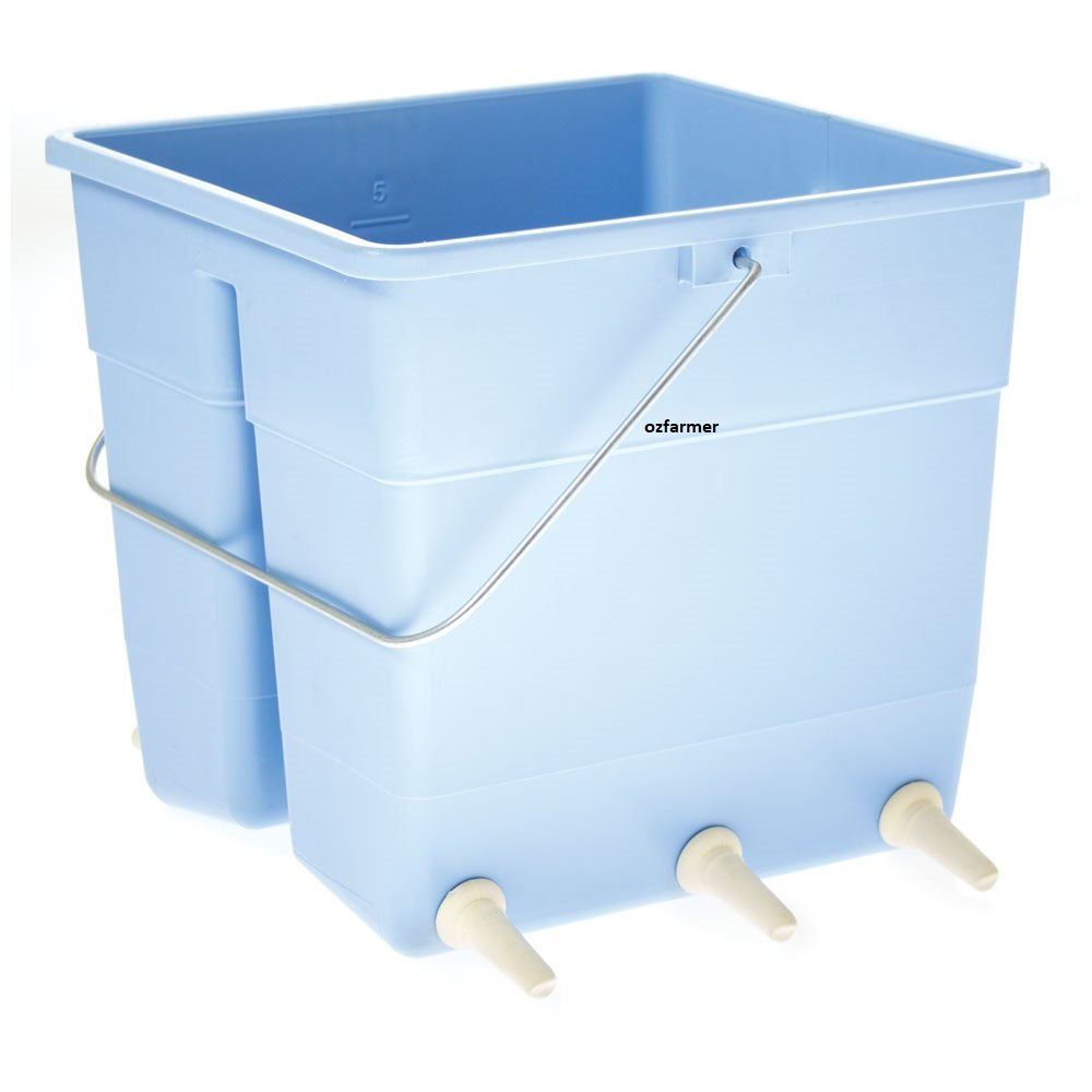 Lamb Feeding Bucket with Excal teats